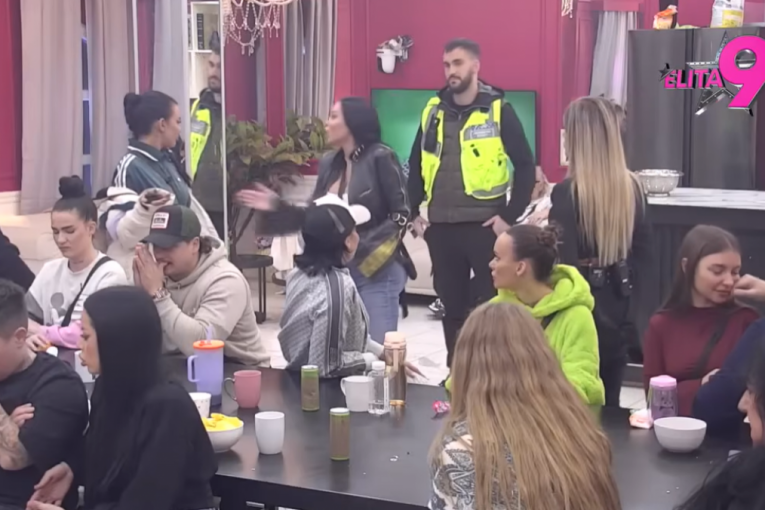 Maja Marinković i Anita Stanojlović