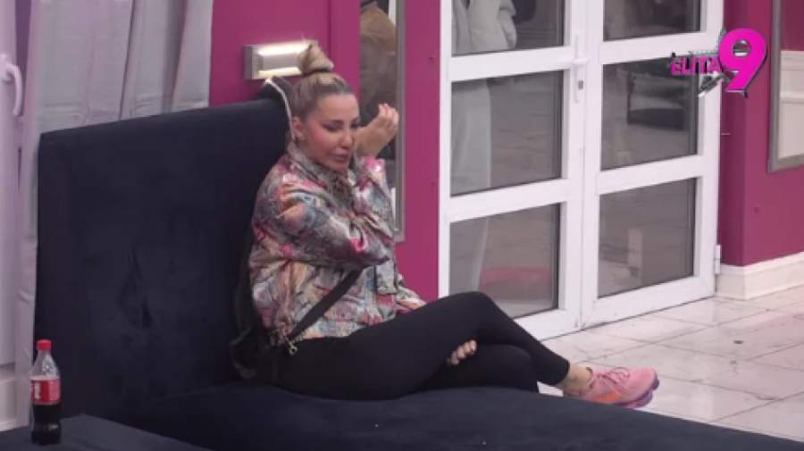 JEZIVI JAUCI ANELI AHMIĆ ODZVANJALI IMANJEM! Zbog ovog snimka se rastaje sa životom, produkcija joj sve prikazala!