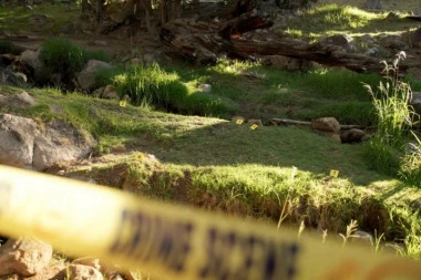 BRAĆA UBILA SESTRU (18) ZBOG ČASTI, OTAC IM NAREDIO PA POBEGAO IZ ZEMLJE: Telo zavezali trakom i bacili u vodu!