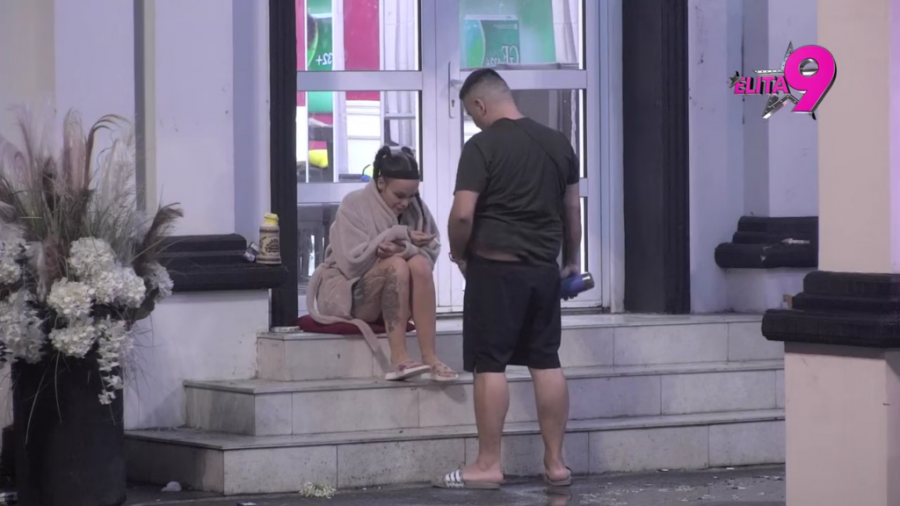 NEMOJ DA ME SMARAŠ, OSTAVI ME NA MIRU! Bebica DOTAKAO DNO, Teodora ga oduvala ponovo!