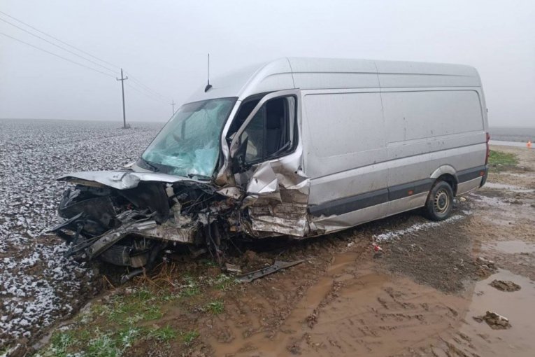 Strašan udes kod Laćarka 