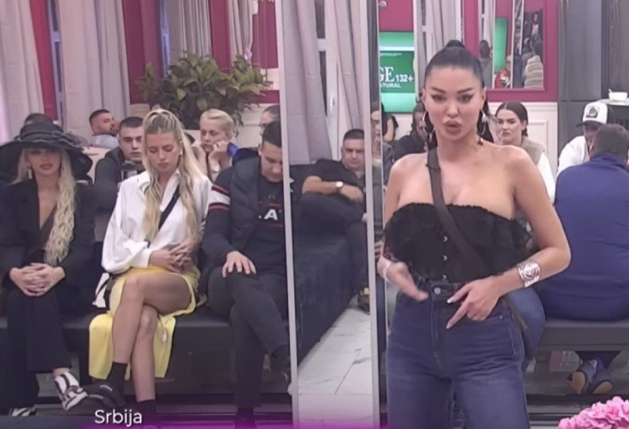 ASMIN VOLI GRUBO, POČEO JE DA MANIJAČI! Maja Marinković otkrila ŠTA SE DESILO NAKON POLJUPCA, Durdžić potvrdio - VOLIM SVE NA NJOJ!