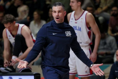 MEDIJI U BOSNI BRUJE ZBOG SRBIJE! Evo kako su izveštavali o SKANDALU u Skenderiji: Vređali sve što je SRPSKO!