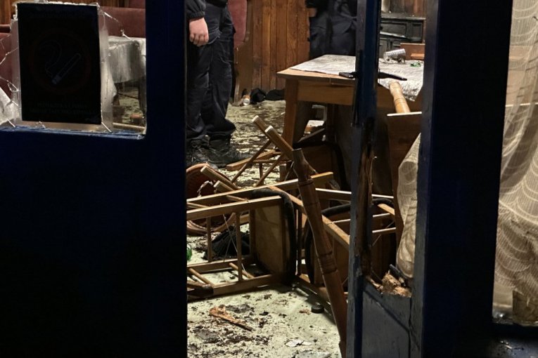 Foto Rina:Kafana Lovac Mionica tuča