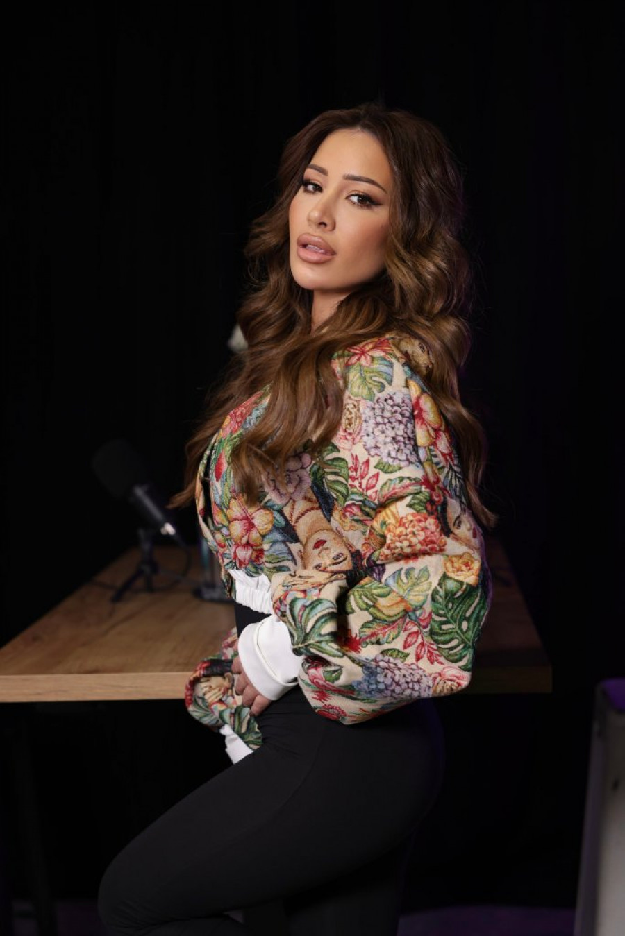 ŠTA JE NAŠA PEVAČICA ZATEKLA U RALETOVOM STANU NAKON HAOSA S ANOM?! Tea Bilanović otkrila istinu o RAZVODU, pa pecnula Nedu Ukraden!