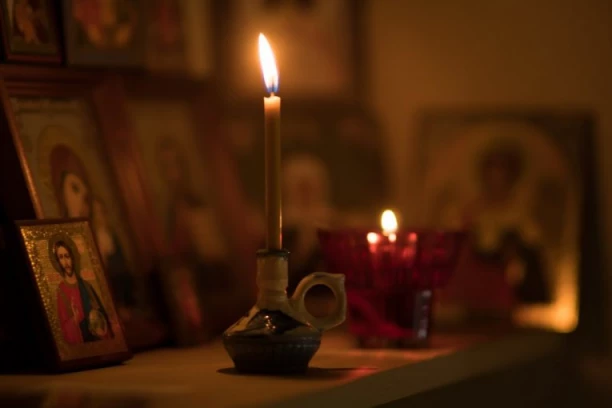 ZAŠTO VEĆINA POGREŠNO DOŽIVLJAVA BOŽIĆNI POST: Duhovna strana zime koju retko ko razume