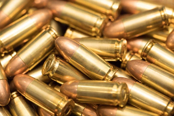 OROBLJEN KAMIONOM NEMAČKE VOJSKE SA EKSPLOZIVNOM MUNICIJOM! Teška drama u Berlinu!