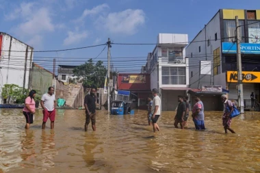 HITNA EVAKUACIJA! Poplave došle pred vrata mesta, stanovnici u trenu POBEGLI OVDE!