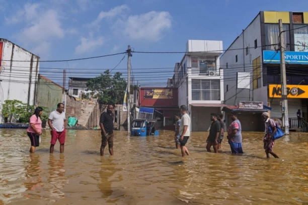 HITNA EVAKUACIJA! Poplave došle pred vrata mesta, stanovnici u trenu POBEGLI OVDE!