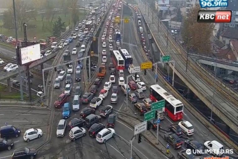 Saobraćajni kolaps u Beogradu