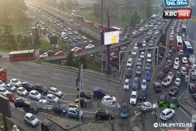 Saobraćajni kolaps u Beogradu