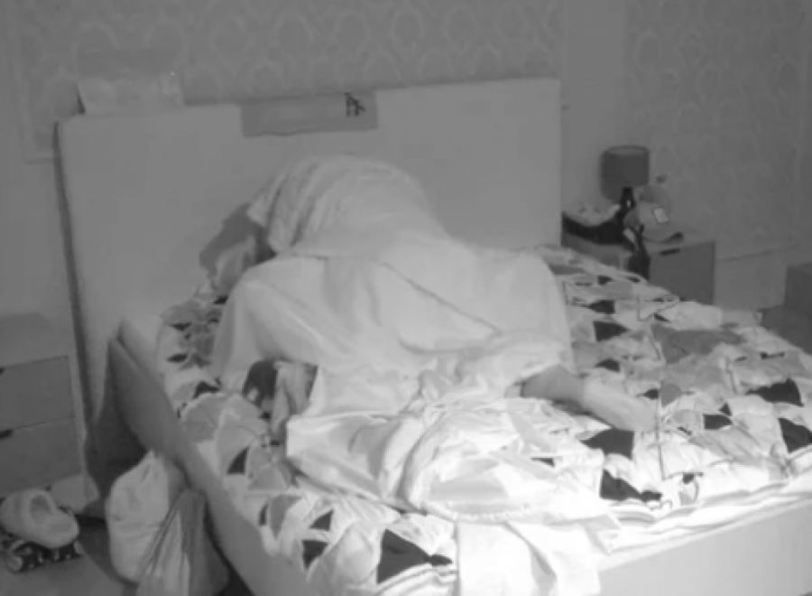 DIVLJAČKA AKCIJA ANELI I LUKE U ELITI: Jahala ga kao da ženi brata, nije mogla da se OBUZDA, uzdasima zatresla zidove!