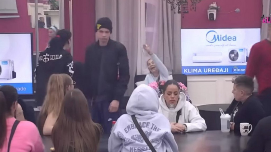 UKLJUČILA ŽESTOKU VREĐALICU! Aneli BRUTALNO ZAGRMELA na Hanu i Neria, pale teške prozivke, OBEZBEĐENJE ULETELO U BELU KUĆU!