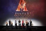 POZNATI BLISTAJU NA SVETSKOJ PREMIJERI NOVOG "AVATARA"! Spektakl na crvenom tepihu, OVE ZVEZDE svi komenentarišu! (GALERIJA)