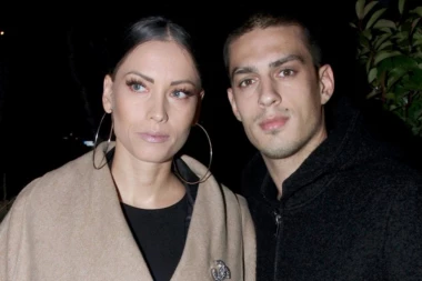 MIRKA VASILJEVIĆ KRIŠOM USNIMLJENA, KLIP SE DELI MUNJEVITOM BRZINOM: Glumicu pratili u stopu, kamere zabeležile šta radi dok nema Vujadina!