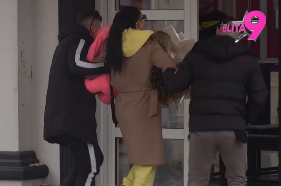 TEK OPERISANU MAJU MARINKOVIĆ VRATILI U "ELITU": Odneli je do kuće, jedva hoda posle intervencije!