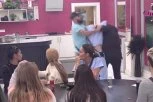 KARAMBOL NA IMANJU, TRESLA SE BELA KUĆA! Žestoka makljaža Aneli i Asmina, on je gurnuo, obezbeđenje reagovalo!