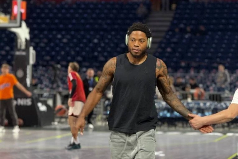 TAJRIK DŽONS ZAVRŠIO SA PARTIZANOM: Svi žele da mu vide leđa, a ovaj klub ga silno želi