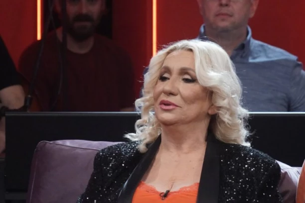 IZNENADNE VESTI O OPERISANOJ VESNI ZMIJANAC: Ovo je važan dan za pevačicu, poruke stižu sa svih strana!