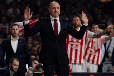 JURI ZVEZDA, NE DA SE BARSA: Drama na startu drugog poluvremena!