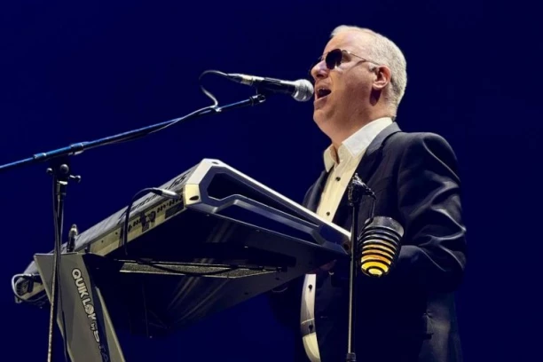 ZAŠTO JE PREKINUT KONCERT SAŠE MATIĆA?! Arena u ŠOKU zbog PRIZORA koji se desio, svi pali u trans! (VIDEO)