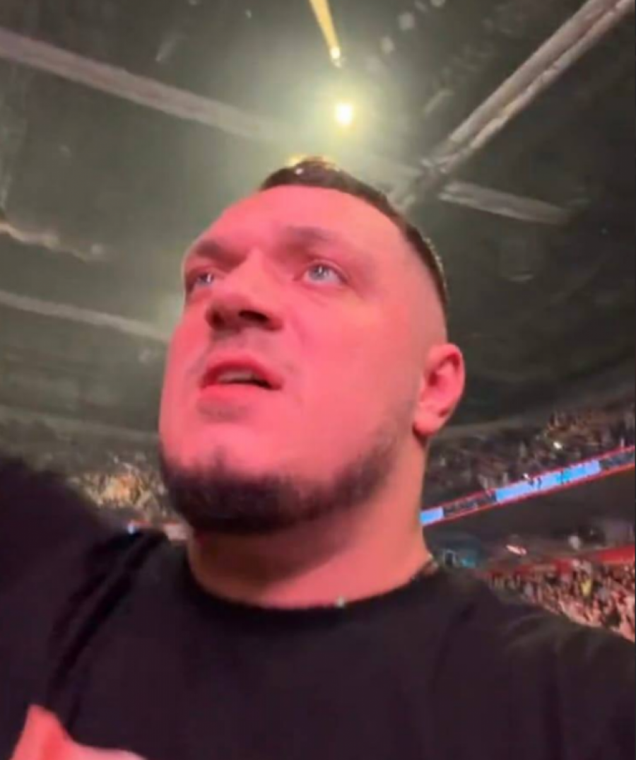 GASTOZ U LOŠEM STANJU: Objavljen UZNEMIRUJUĆE VESTI, nakon RASKIDA sa Anđelom, prijatelji zabrinuti šta mu se desilo! (FOTO)