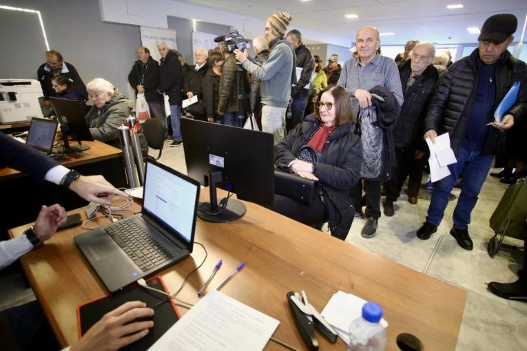 NAJNOVIJI PODACI RGZ: Za upis bespravnih objekata pristigle 396.905 prijave!