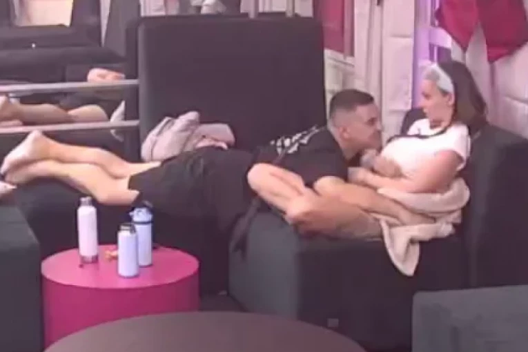 "NEĆU DA ŽIVIM U KOTEŽU SA TVOJIM TATOM" Teodora postavila ULTIMATUM Bebici, mora da joj obezbedi STAN, a evo na kojoj lokaciji!