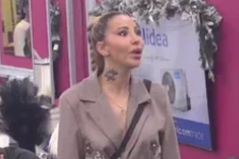 Aneli Ahmić i Hana Duvnjak