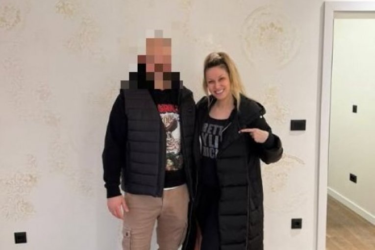 Rada Manojlović, stan