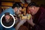 NIJE ISTO DATI SINU ČETVRTINU ILI POLOVINU SLAVSKOG KOLAČA: Otac Predrag o najčešćoj grešci koji domaćini prave pri prenošenju krsne slave