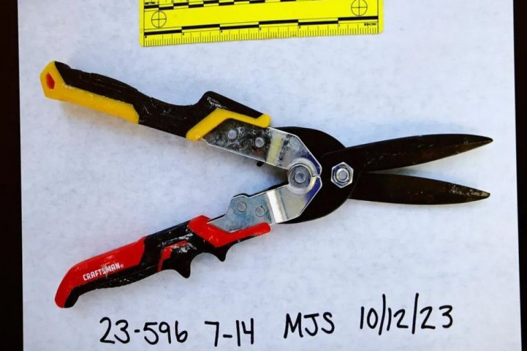 Tanjug/Greg Derr/The Patriot Ledger via AP, Pool