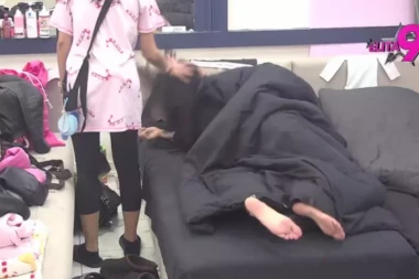 DIVLJAČKA AKCIJA ANITE I FILIPA! Maja ih prekinula, udarili joj NAJBRUTALNIJU KONTRU - sve se treslo (VIDEO)