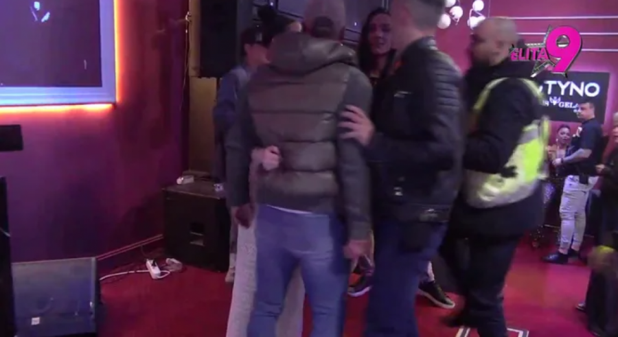 NOVI INCIDENT PODIVLJALOG LUKE VUJOVIĆA! Kao razjareni bik krenuo na Aneli - uhvatio je sa Asminom (VIDEO)