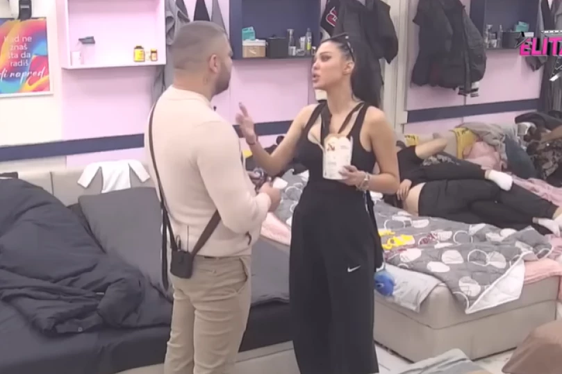 MAJA OBRISALA PATOS ASMINOM, ČEKA GA HOROR U NAREDNIM DANIMA: Zbog jednog snimka Marinkovićeva odlučila da mu uništi život!