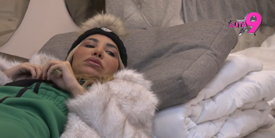 ANELI ČEKA FILIPA CARA ZA NOVU GODINU! Porodicu OTPISALA zbog vrele akcije sa Asminom, samo misli na OVO!