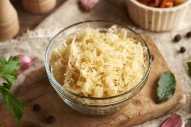 Ako imate ovu bolest, KISELI KUPUS vam je strogo zabranjen: Evo zbog čega može da bude opasan