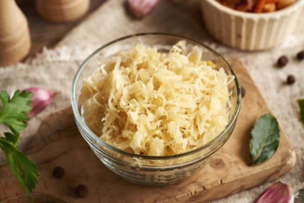 Ako imate ovu bolest, KISELI KUPUS vam je strogo zabranjen: Evo zbog čega može da bude opasan