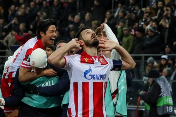 ZVEZDA VODI U GRACU: Nikad luđi minut u Merkur areni - VAR poništio, KAPITEN UZVRATIO!