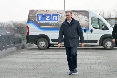 SVEČANOSTI U 18 ČASOVA: Vučić danas na otvaranju sportske hale u Putinicima