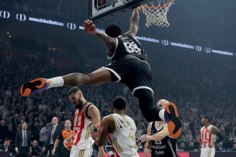 ARENA PROKLJUČALA! Partizan na korak od preokreta!