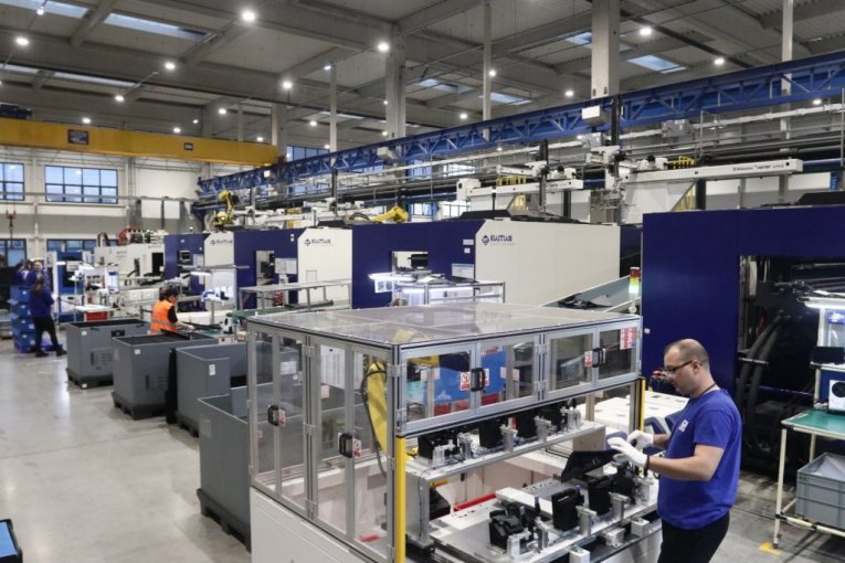 Aleksandar Vučić poseta fabrici Yusei