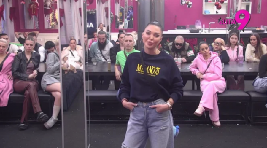 ASMIN DURDŽIĆ UNAKAŽEN ZA SVA VREMENA: Maja Marinković napravila HAOS, obrisala pod Stanijinim bivšim!