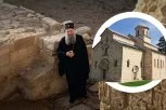 NIČU NOVI DEČANI NA MESTU GDE JE SVETI JOVAN KRSTIO HRISTA: SPC dobija na dar parče svete zemlje u Jordadnu za izgradnju srpskog manastira