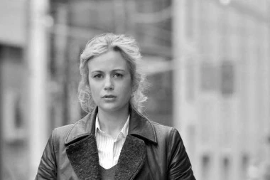 TRAGEDIJA U PORODIČNOM DOMU: Iznenada preminula GLUMICA, evo kada će biti SAHRANA!