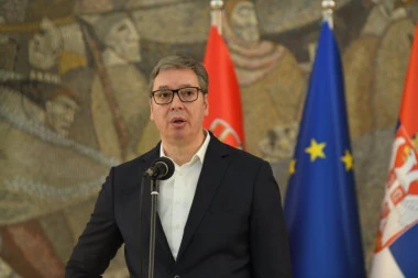 VUČIĆ O GENERALŠTABU: Izgubili smo ogromnu investiciju od 750 miliona dolara, cilj im je uništenje Srbije!