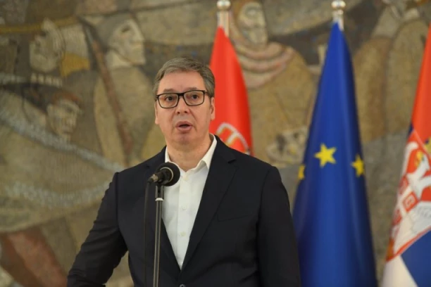 VUČIĆ O GENERALŠTABU: Izgubili smo ogromnu investiciju od 750 miliona dolara, cilj im je uništenje Srbije!