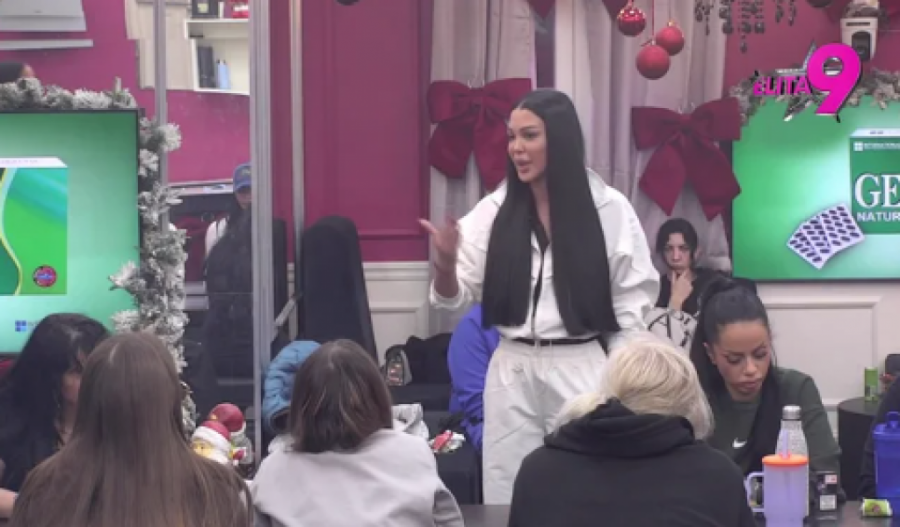 MAJA MARINKOVIĆ OBRISALA PATOS ASMINOM UŽIVO NA PINKU: Durdžić doživeo transfer blama u programu!