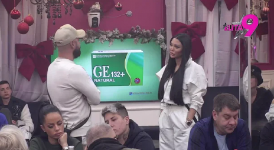 MAJA MARINKOVIĆ OBRISALA PATOS ASMINOM UŽIVO NA PINKU: Durdžić doživeo transfer blama u programu!