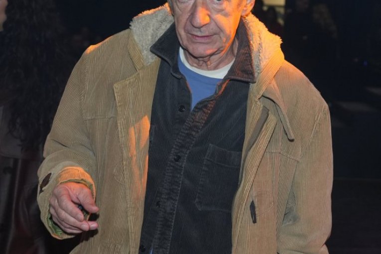 Miki Manojlović